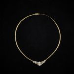 606427 Collier